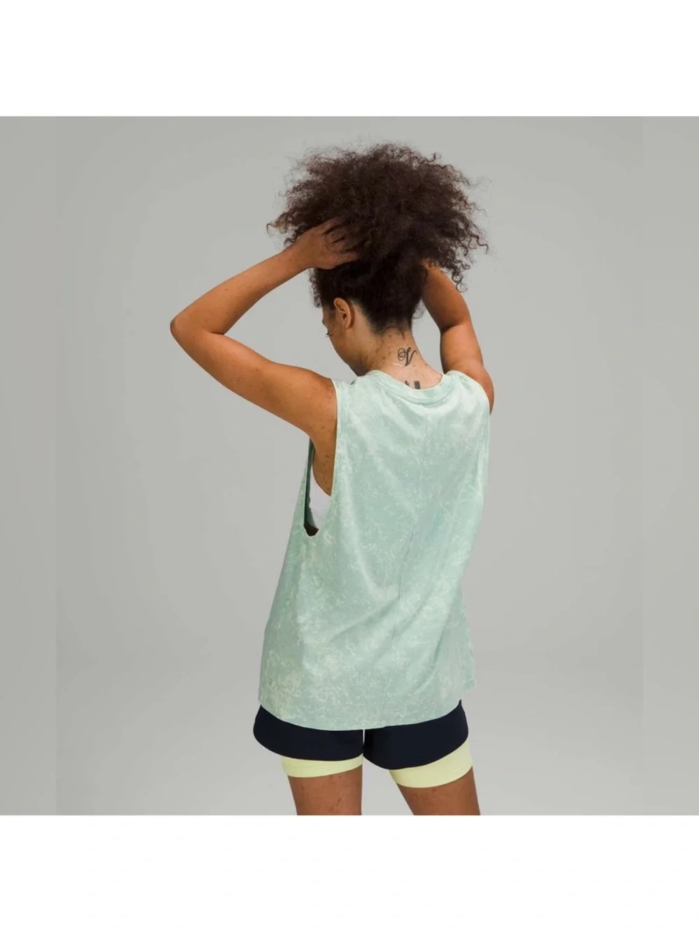 Lululemon All Yours Tank cloudy wash artic green 10